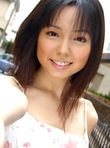 Yui Hasumi Asian teen model