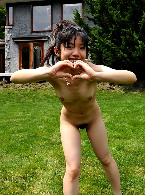 Youzn nude Asian teen model outdoors