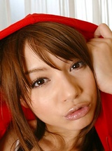 Tina Yuzuki hot Asian model