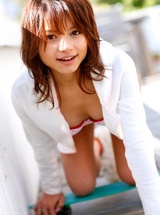 Tina Yuzuki cute Asian teen