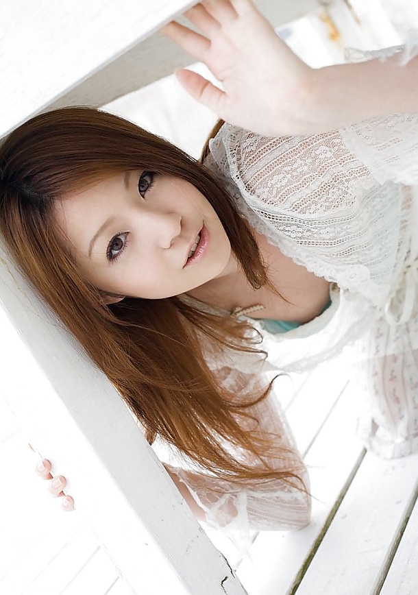 Rina Koizumi Asian teen model with peach pussy