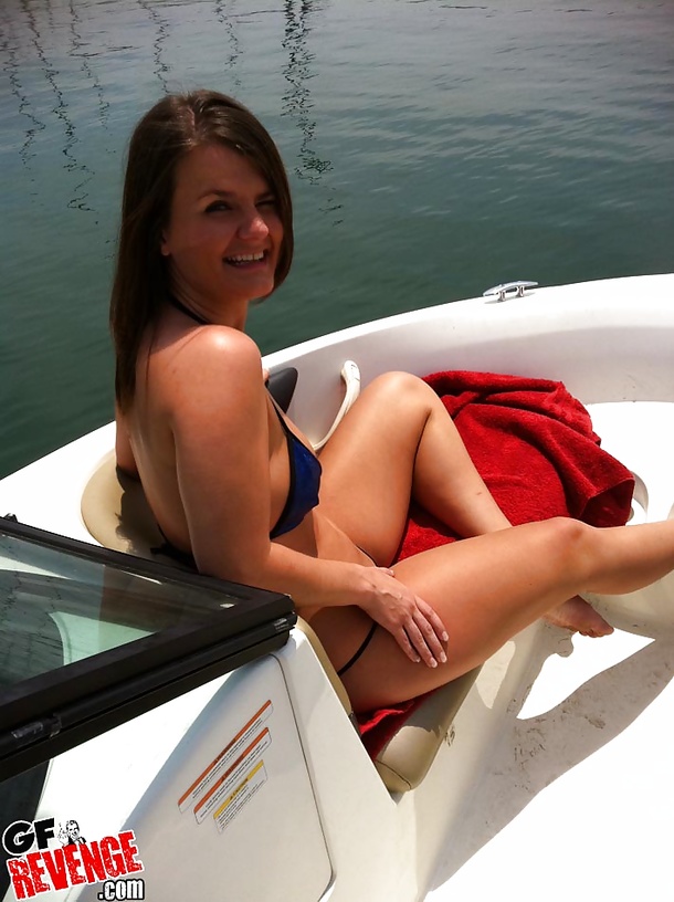 Abby Hot ass real ex gf fucked on a boat 