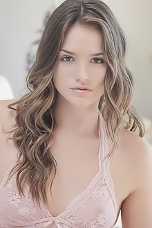 Tori Pretty brunette Playing with pussy