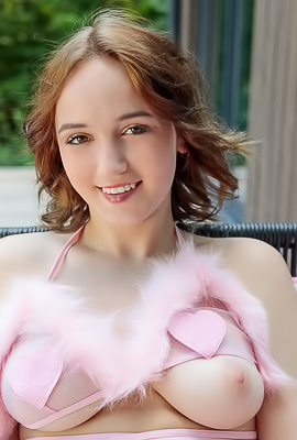 Sweet Young Pussy Rokki