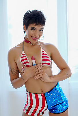Brooklyn Gray In Naughty Patriotic Fuck Sesh