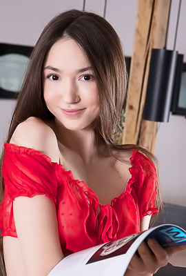 Ramona Barlowe Gives Her Beautiful Breasts An Amorous Squeeze