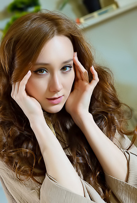 Alice Mido Flaunts Her Firm Round Ass Provocatively