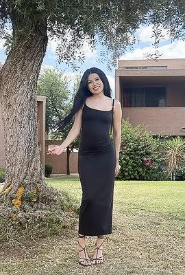 Lusty Camila Sex Toying In A Car