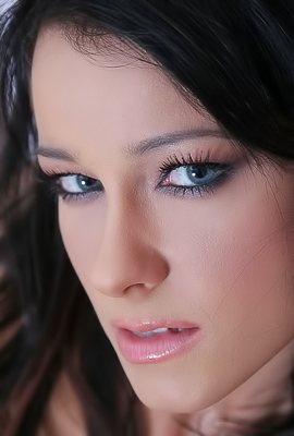Intimate Desires Revealed By Melissas Quivering Pianissimo