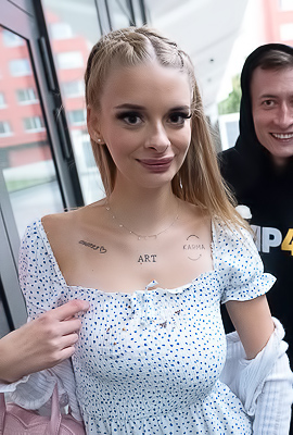 Guy Tries Sex in Car, Naomi Love Teases and Tempts with Her Tits and Skirt